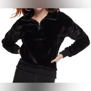 NWT Black Faux Fur Nine West Quarter Zip Pullover size Medium